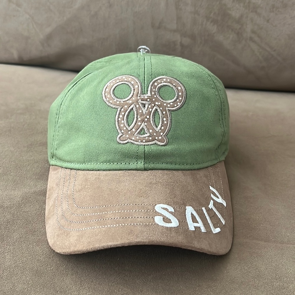 NWT Salty Pretzel Disneyland Resort Hat